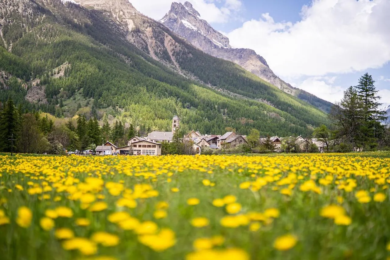 VVF L'alpazur à Serre Chevalier Le Monêtier-les-Bains