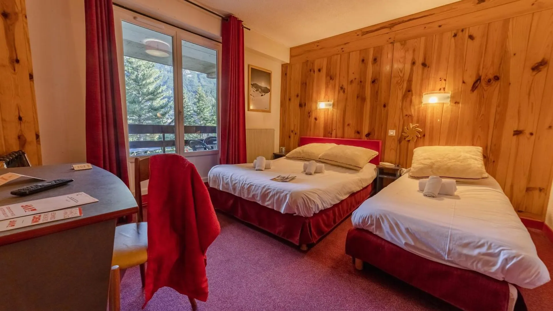 VVF L'alpazur à Serre Chevalier Le Monêtier-les-Bains Parco vacanze